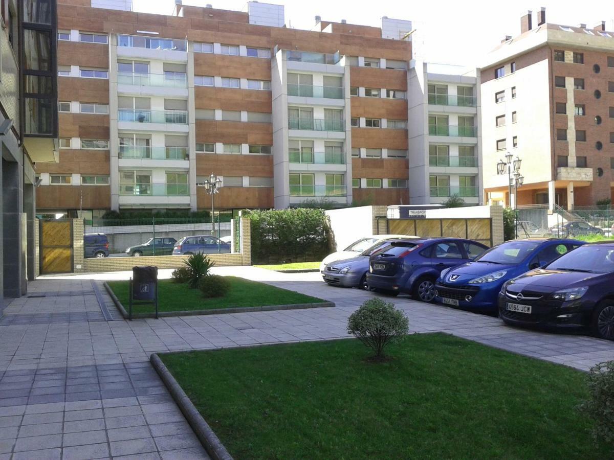Ferienwohnung Torre De La Fuente Aprtovistas Piscina Parking Oviédo Exterior foto